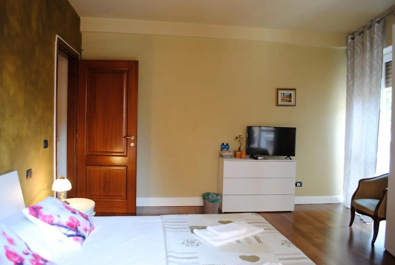 Guest house Dreaming Piazza Bra Rooms Verona