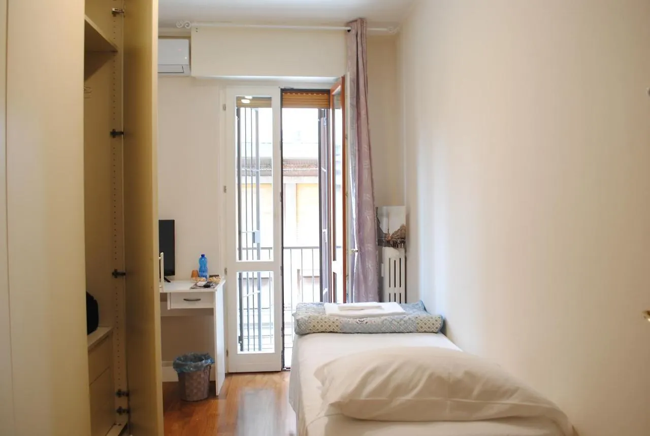 Guest house Dreaming Piazza Bra Rooms Verona